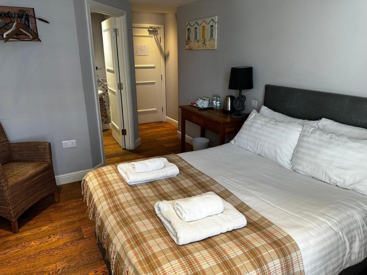 The Castle Hotel Aberaeron Esterno foto